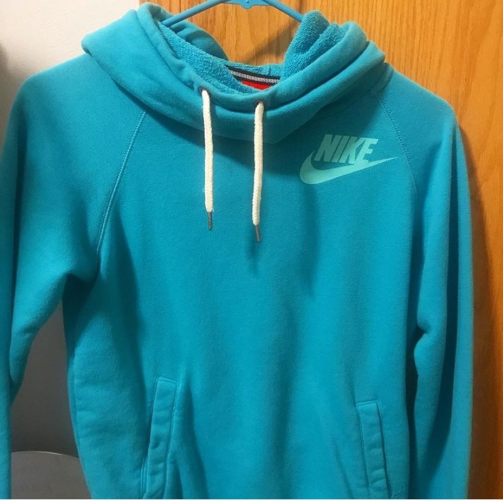 Nike sweatshirt
